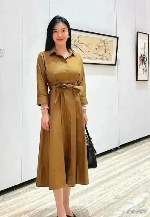 身价10亿86岁书画大师范曾四婚娶36岁娇妻艺林佳话