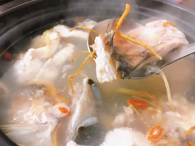 乡村古院长泰漂流附近美食