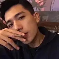 30岁男人成熟生活照高清头像