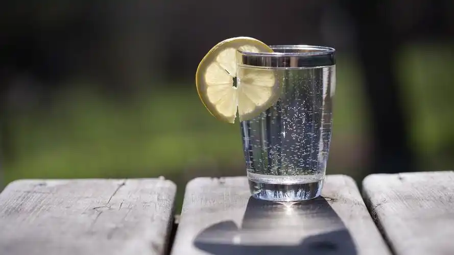 美食 杯柠檬水5k壁纸壁纸(小清新静态壁纸) - 静态壁纸下载 - 元气