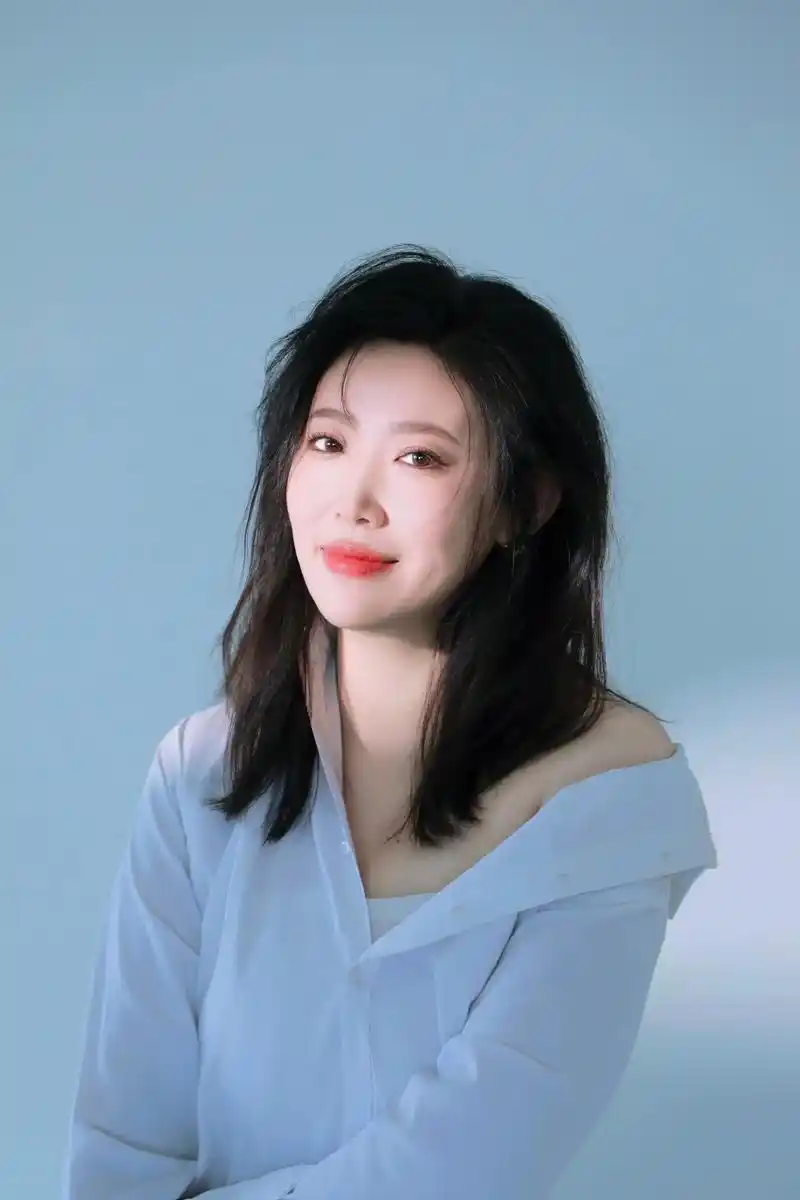 hi…我是暴静 很高兴认识你.洛阳音乐广播的主持人,从业13 - 抖音