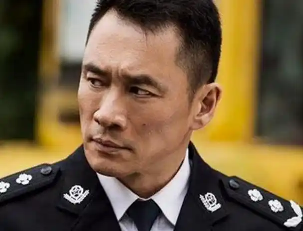 让这7位男星告诉你,什么叫军人形象