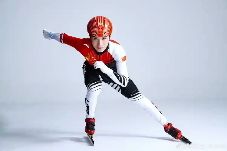双喜临门!中国短道速滑世界冠军撤回退役申请,奥运1银1铜仍有遗憾