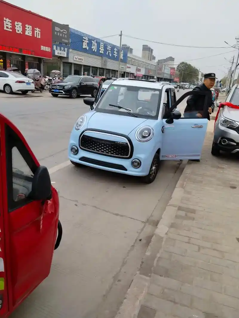 海宝灵动走一辆,3000w交流电机,油电两用#新能源低速电动 - 抖音