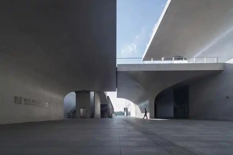 龙美术馆西岸馆门票,上海博物馆美术馆-图片大观-奇异网