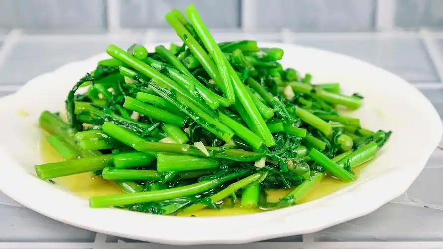 茼蒿怎么做好吃又简单 茼蒿怎么做好吃又简单要焯水吗