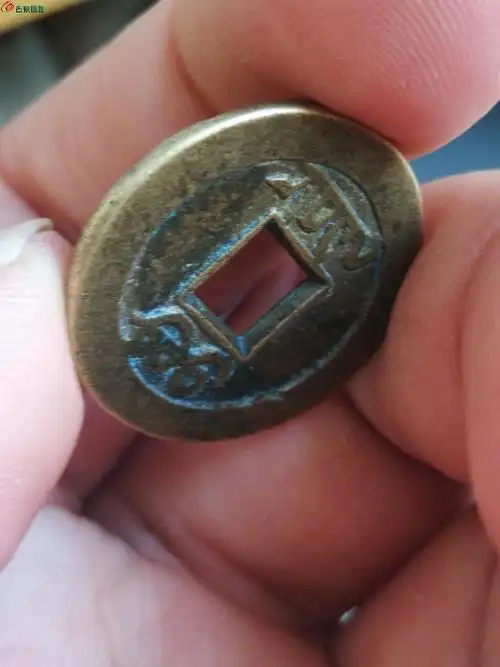 查看820 | 回复 4[欣赏] 乾隆通宝母钱