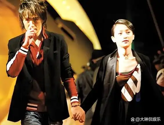 14年前巅峰巨星竟从高楼一跃他的死或是周迅一生的痛