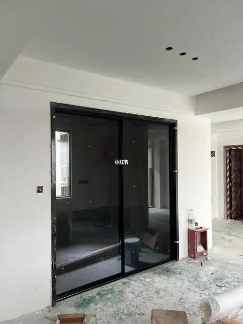 长虹玻璃门～在师傅的极力劝说下,没有做单包,还是做了常规的双包套