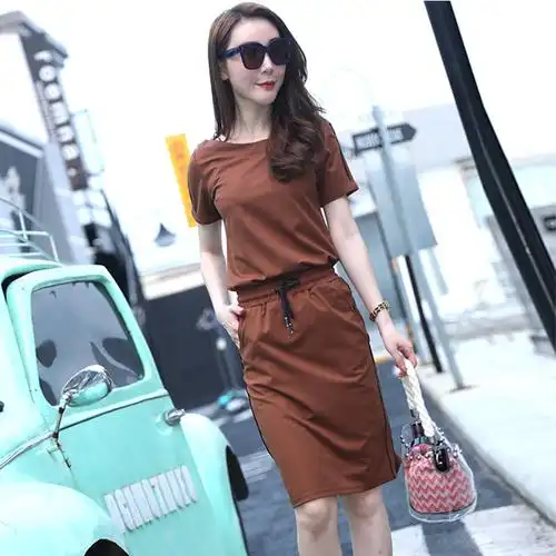 2018夏季新品时尚包臀一步裙气质套装女露肩上衣高腰半身裙两件套