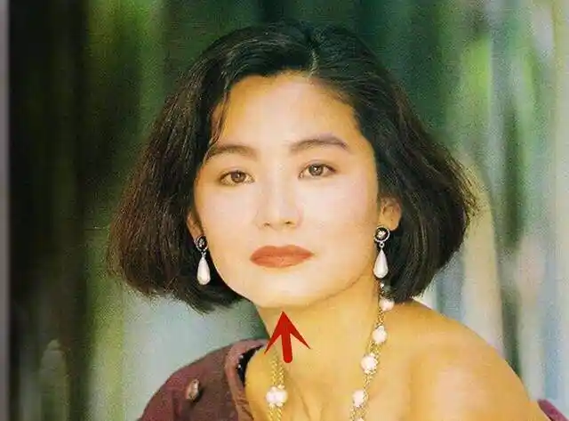 美人沟下巴有多好看?