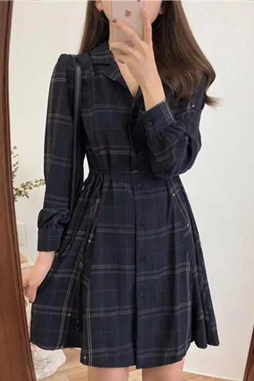 春装格子连衣裙