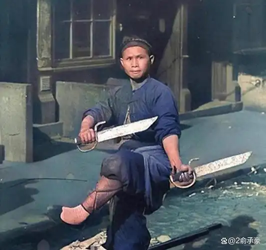 穿越老照片,漫游古老帝国的百年记忆