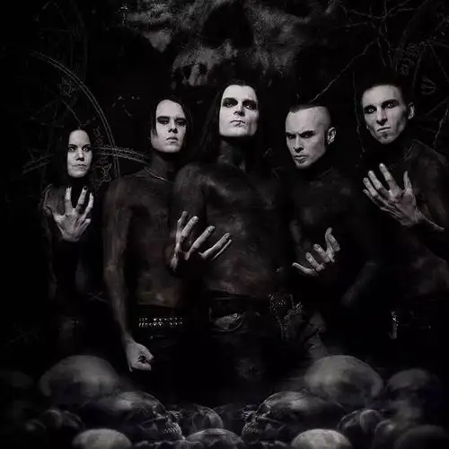 nachtblut成立于2005年,是来自德国的旋律黑金属乐队.