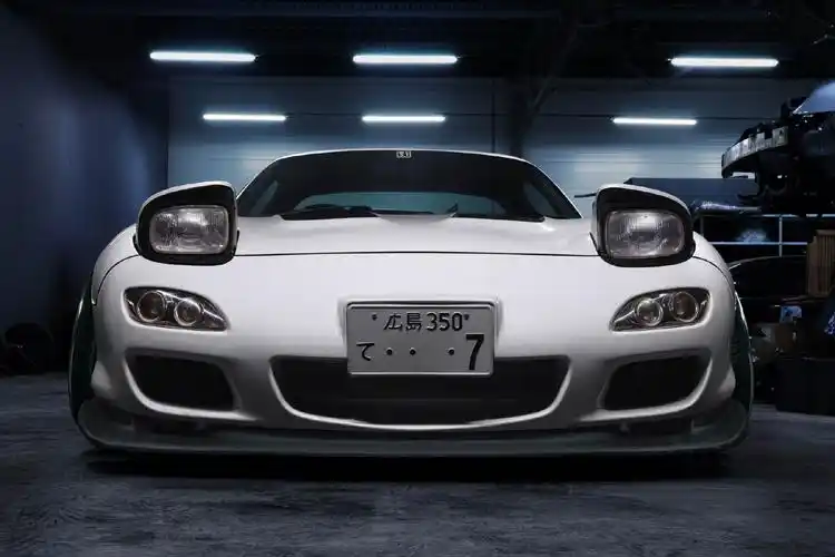 娇小的撑身躯也无法阻挡它超强的动力_马自达rx-7论坛_手机汽车之家