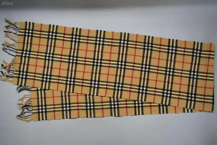 (168)奢侈品 正品《博柏利围巾》巴宝莉 burberrys 格子围巾 100%