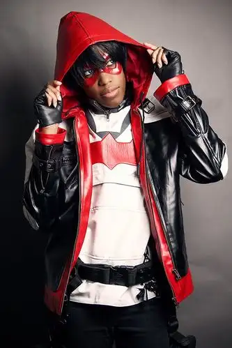 今日cosplay:红头罩,小丑女,鬼眼狂刀