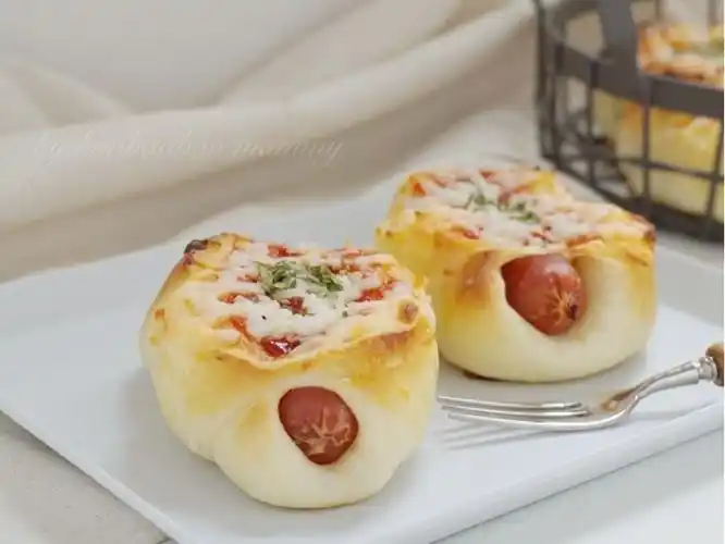 芝士热狗卷 敲好次的调理面包