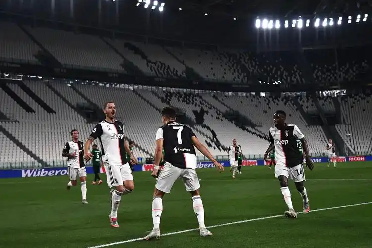 足球——意甲联赛:尤文图斯战平亚特兰大