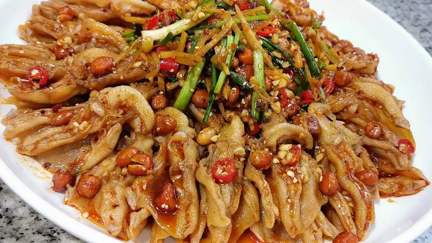 无骨鸭爪怎么做好吃又简单?教你这样做,香辣爽脆,超解馋 | 说明书网