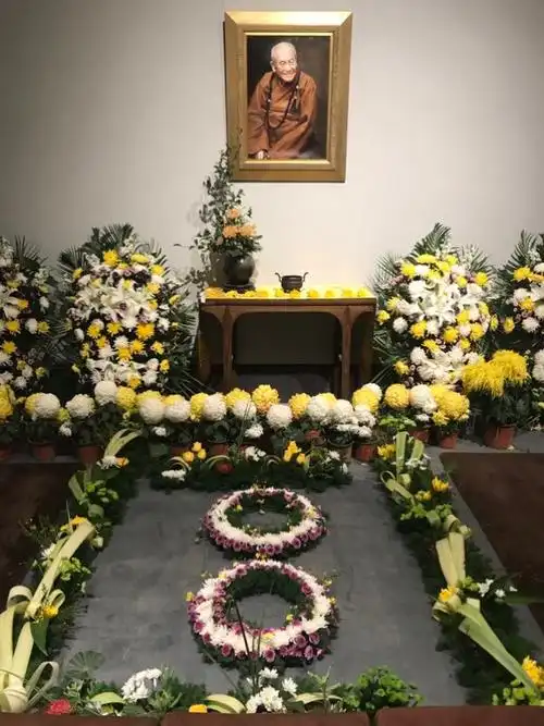 对越花艺·鲜花悼哀思