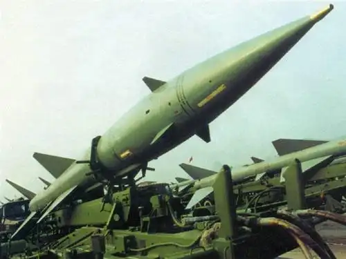 资料图:国产红旗-2型地空导弹.