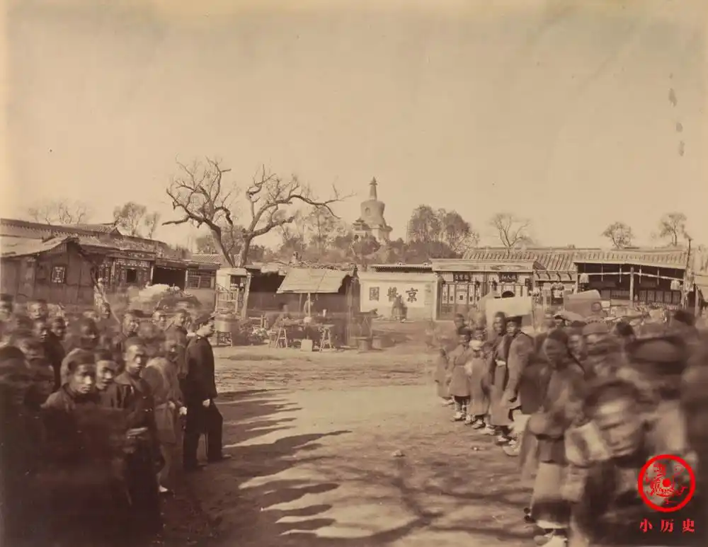 原创光绪五年老照片:京城到处是土路,御河两岸很荒凉