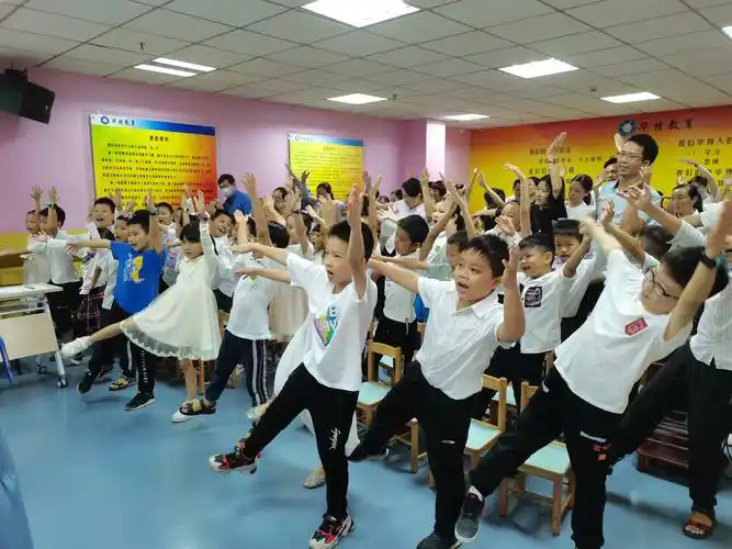 让我们一起跳起来吧