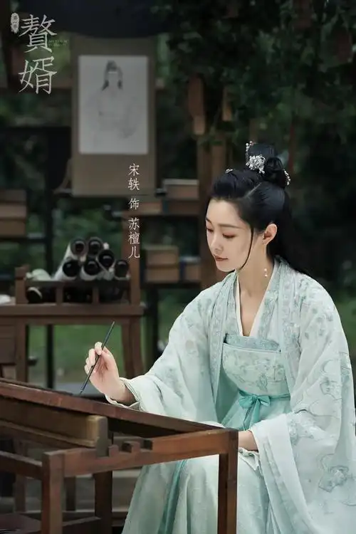 打开"皮蛋男孩"郭麒麟的衣橱:《赘婿》的服装造型宝典