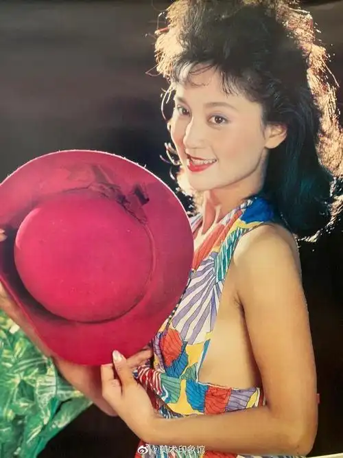 上世纪九十年代的美女挂历