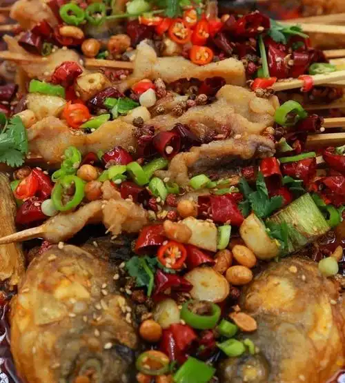 麻辣烤鱼串,看着就好吃的赶脚.