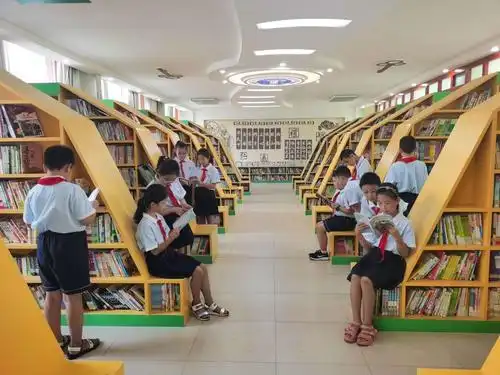 朗朗读书声,孜孜勤学影——丛台区连城小学图书馆开放读书正当时