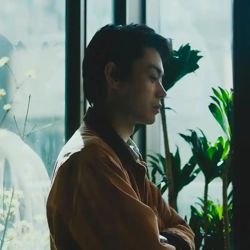 苏打.#花束般的恋爱 #菅田将晖 #头像 - 抖音