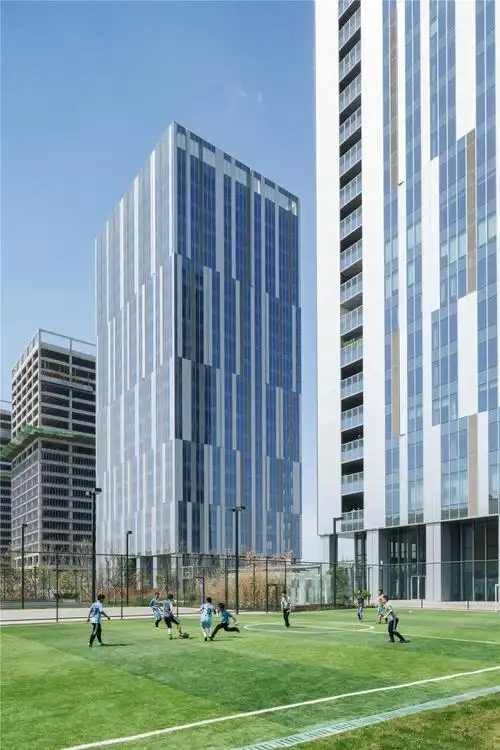 高层办公楼不好做造型mdo就把立面当成了皮肤来设计