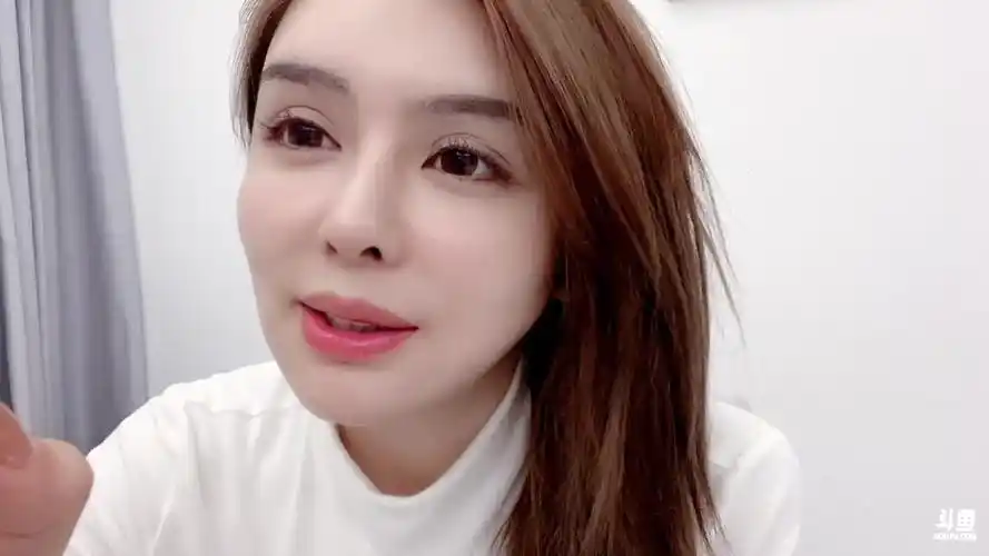 七哥张琪格20221031