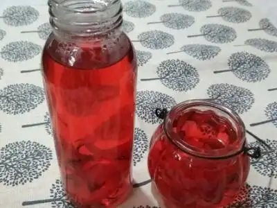 红桃k果泡酒的方法饮用后有哪些好处