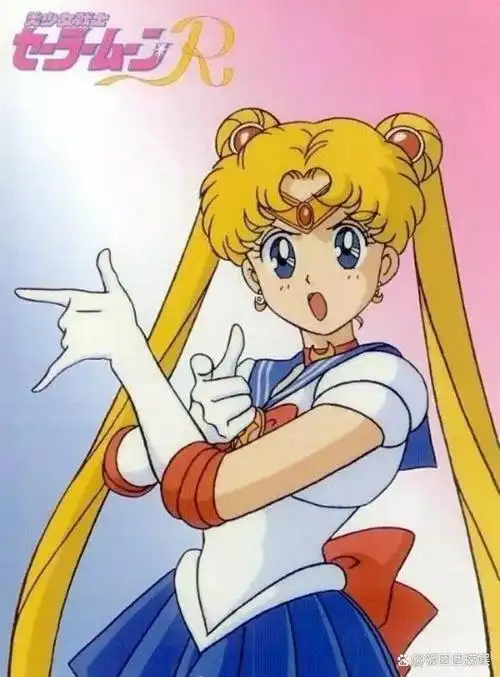 蔡徐坤《奔跑吧》丽水路透曝光,做水冰月同款手势甜度超标