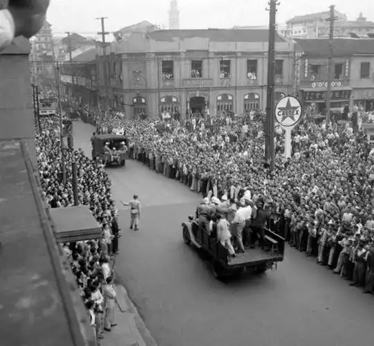 一组老照片,带我们回到解放战争的历史现场