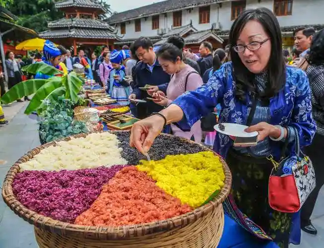 摄影师镜头里的广西"壮族三月三"