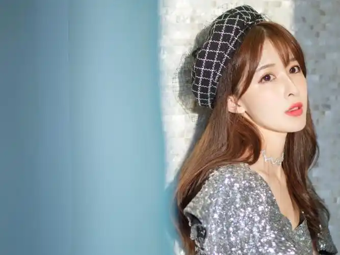 岛儿becky正在直播