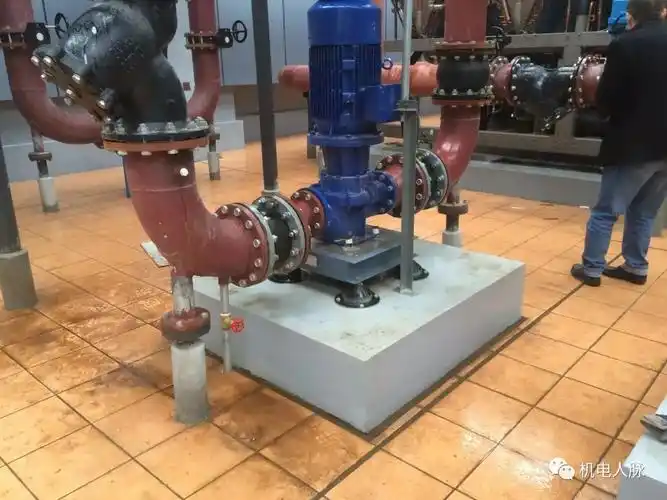 一起看现场空调水泵安装篇