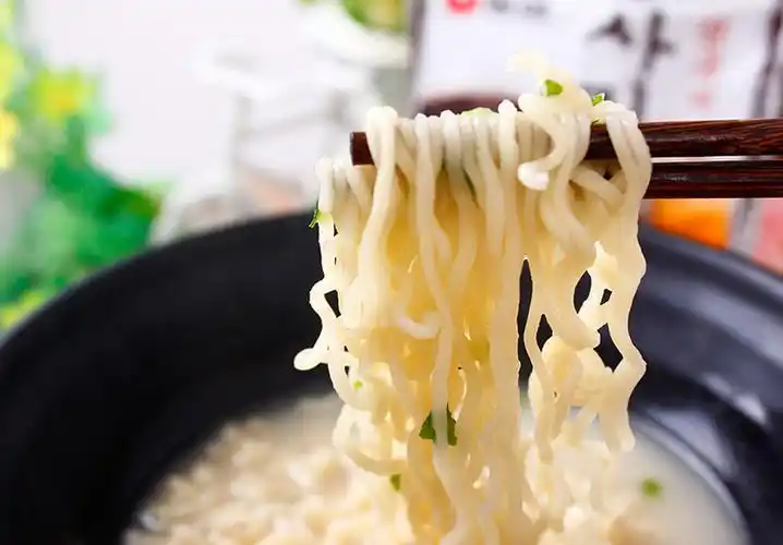 韩国进口农心牛肉骨汤拉面110gx5袋 方便面 泡面煮面汤面豚骨啦面.