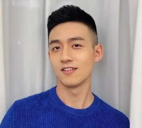 头发的发型太多了,但是,适合自己的却不容易选择,今天,我们从你的头型