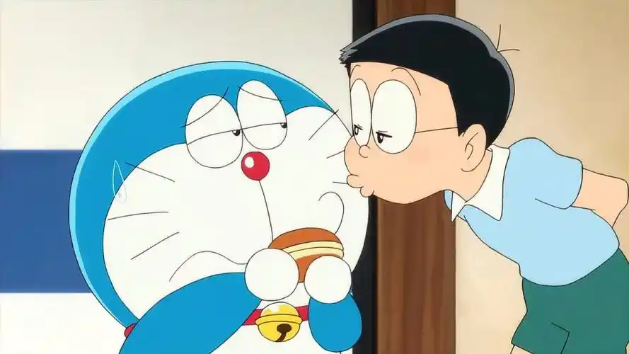 哆啦a梦大雄搂着石头直言这是恐龙蛋不料机器猫竟出口嘲讽