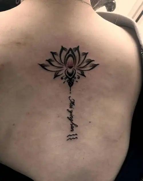 小清新纹身图片_成品背部图腾纹身图案