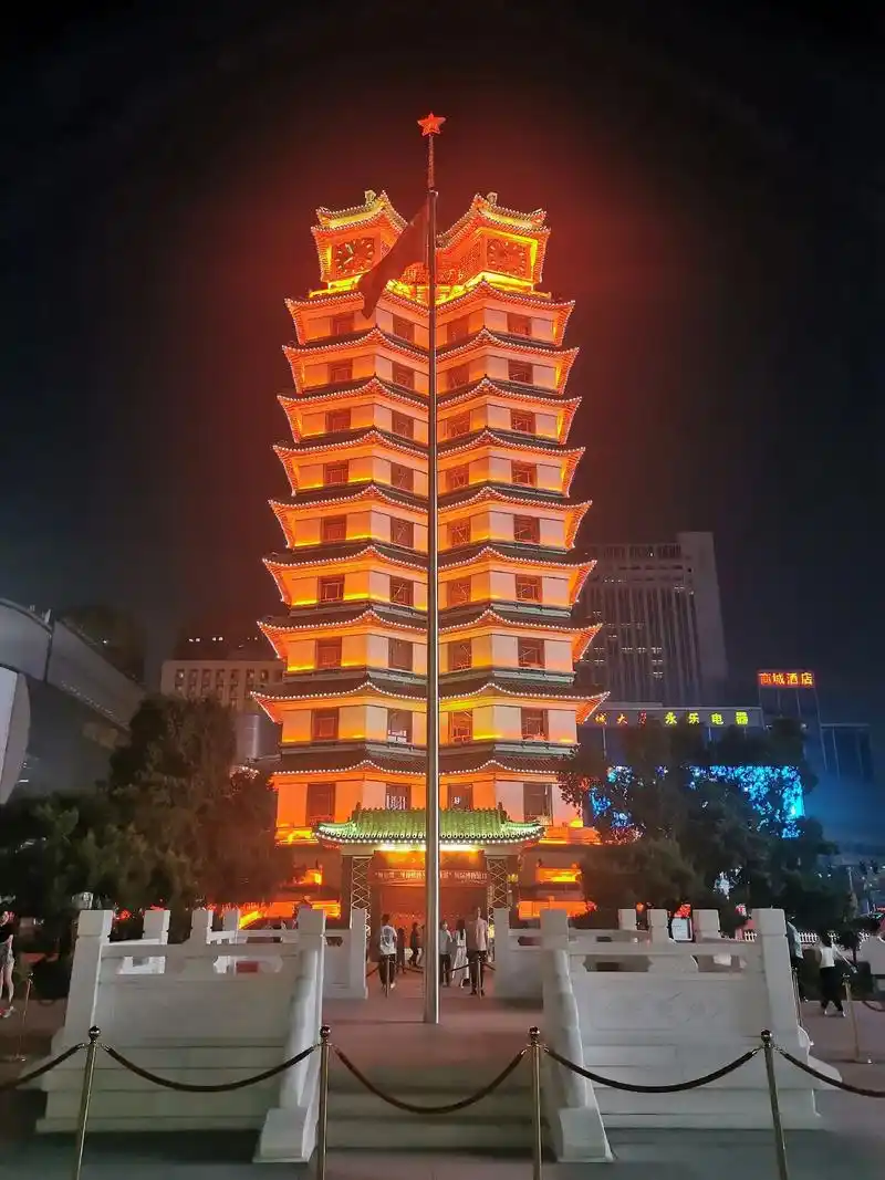 中国最年轻的全国重点中文物保护单位 .二七纪念塔,位于郑州市 - 抖音