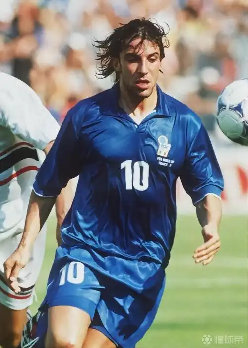 这四位意大利10号球员你最欣赏的是谁呢
