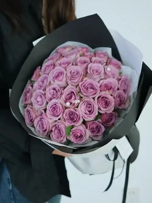 高级感紫霞仙子玫瑰花束丨花艺课学员作品