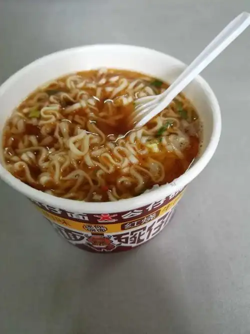 来,不生气,泡面接着吃~吃泡面并没有错 编辑于 2018-03-09 1 添加