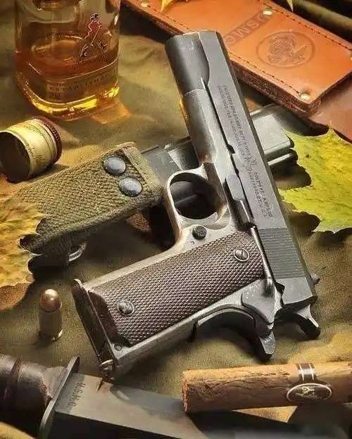 难以逾越的百年经典本期内容送给对1911有执念的纯爷们